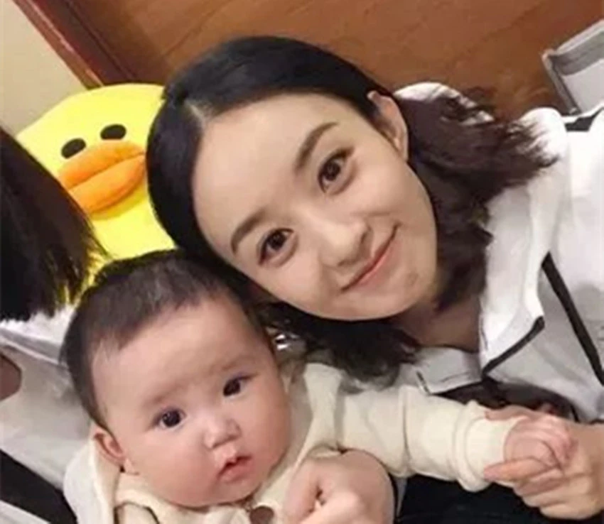 After watching Zhao Liying's baby, and then looking at Yang Yingsheng's baby,  it is really clear at a glance whether there is any plastic surgery |  DayDayNews
