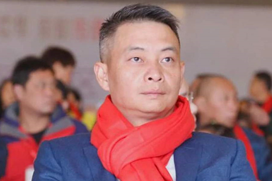 The status quo of Olympic champion Li Xiaoshuang, 47 years old, worth over 100 million yuan, and now his wife is Internet celebrity female singer DayDayNews